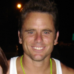 Charles Esten