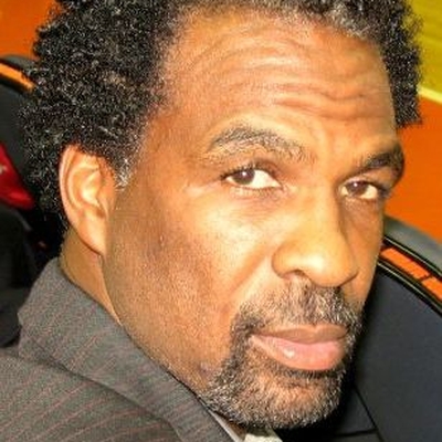 Charles Oakley Autograph Profile