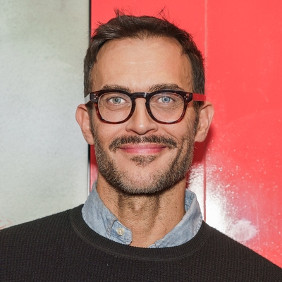 Cheyenne Jackson Autograph Profile