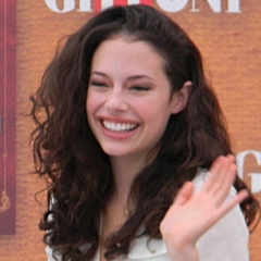 Chloe Bridges