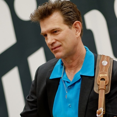 Chris Isaak