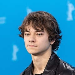 Conrad Khan