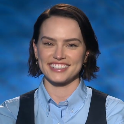 Daisy Ridley Autograph Profile Daisy Ridley Autograph Profile