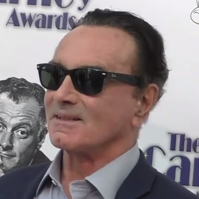Dan Hedaya Autograph Profile