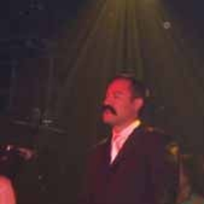 Dan the Automator Autograph Profile