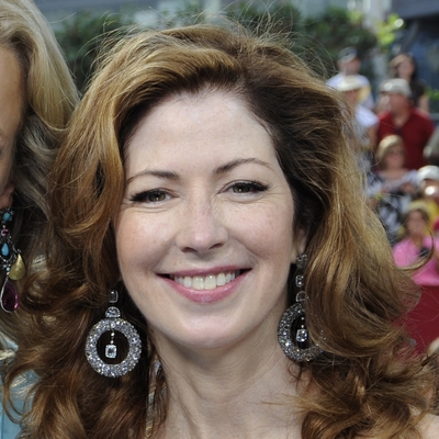 Dana Delany Autograph Profile