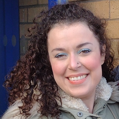 Dani Harmer Autograph Profile