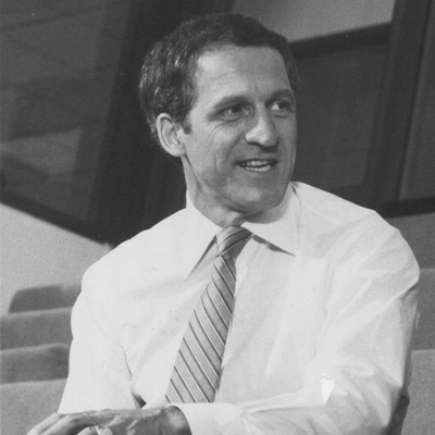 Daniel J. Travanti Autograph Profile