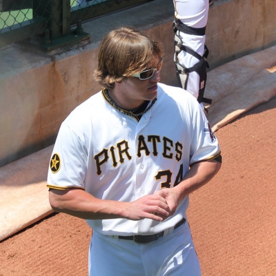 Daniel McCutchen Autograph Profile