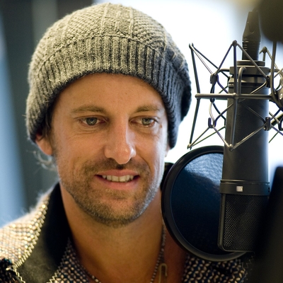 Daniel Powter Autograph Profile