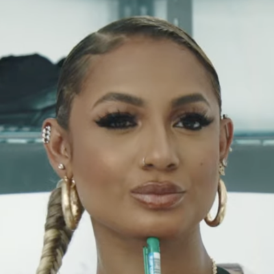 DaniLeigh Autograph Profile