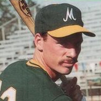 Dann Howitt Autograph Profile