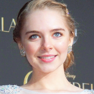 Darcy Rose Byrnes Autograph Profile