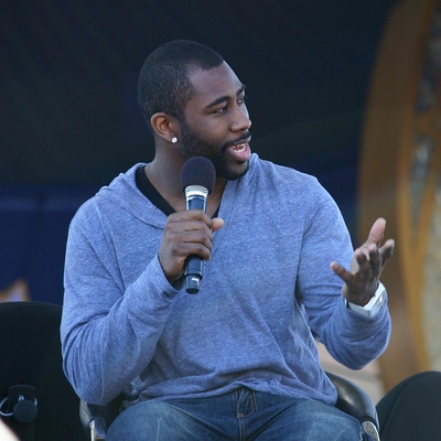 Darrelle Revis Autograph Profile