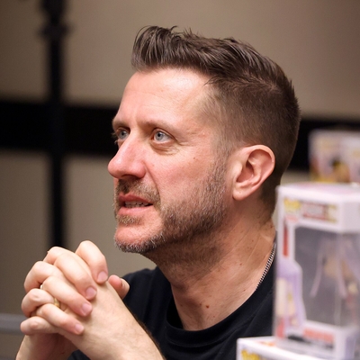 Darren Dunstan Autograph Profile