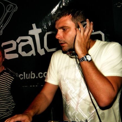 Darren Emerson Autograph Profile