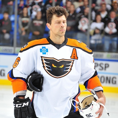 Darroll Powe Autograph Profile