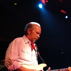 Dave Alvin