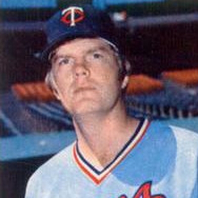 Dave Goltz Autograph Profile
