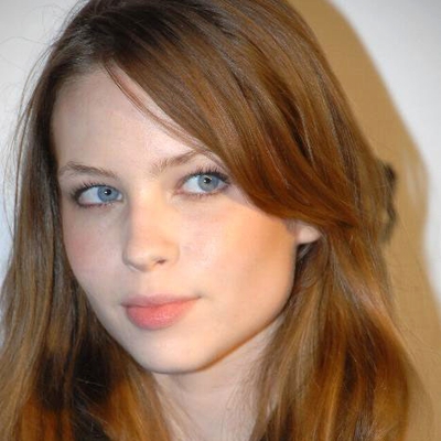 Daveigh Chase Autograph Profile