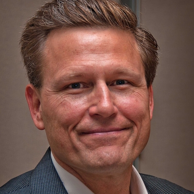 David Baldacci Autograph Profile