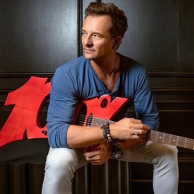 David Hallyday Autograph Profile