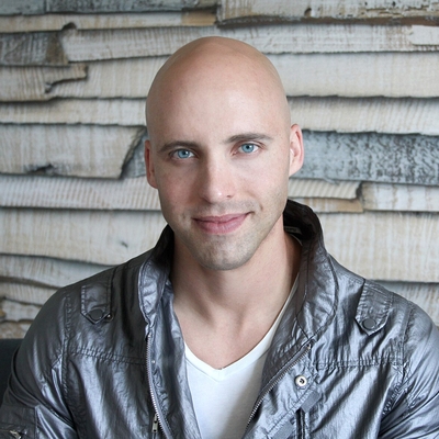 David Packouz Autograph Profile