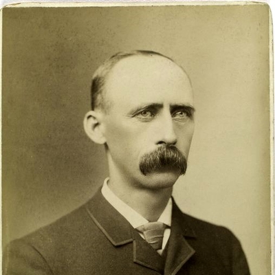 Deacon White Autograph Profile