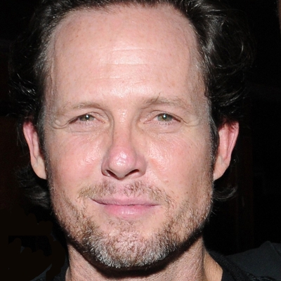Dean Winters Autograph Profile