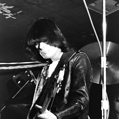 Dee Dee Ramone Autograph Profile