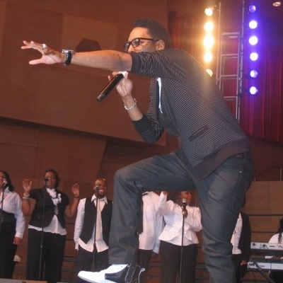 Deitrick Haddon Autograph Profile