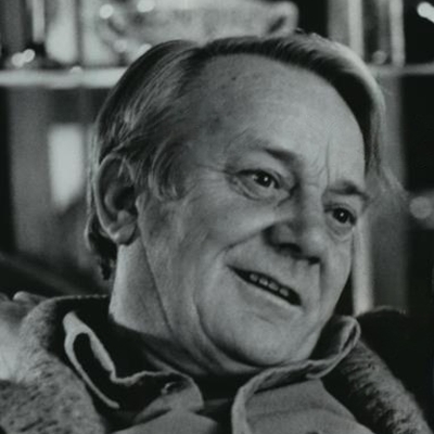 Denholm Elliott Autograph Profile