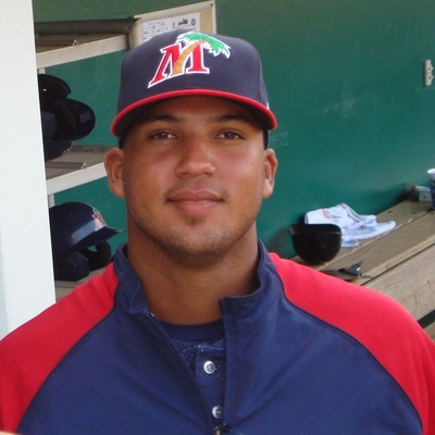 Deolis Guerra Autograph Profile