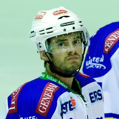 Derek Ryan Autograph Profile