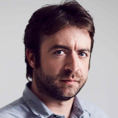 Derek Waters Autograph Profile