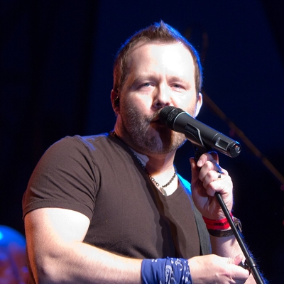 Deric Ruttan Autograph Profile