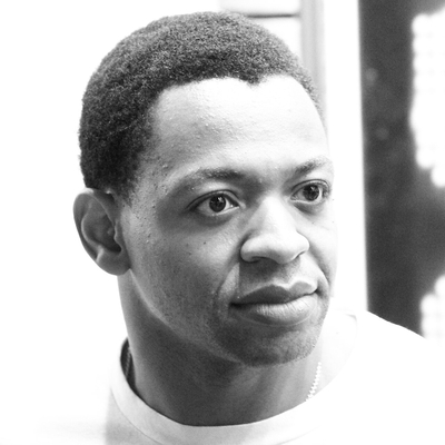 Derrick Baskin Autograph Profile