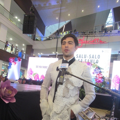 Derrick Monasterio Autograph Profile