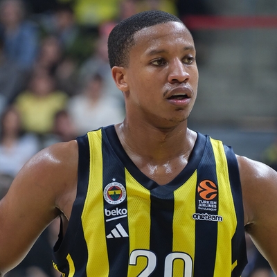 Devon Hall Autograph Profile