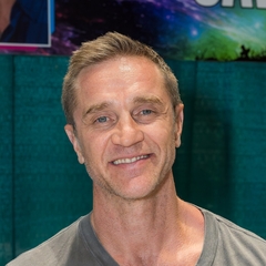 Devon Sawa