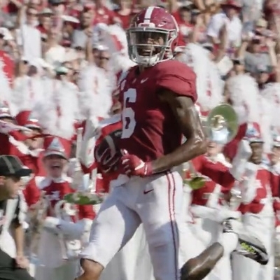 DeVonta Smith Autograph Profile