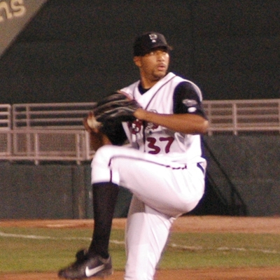 Dewon Day Autograph Profile