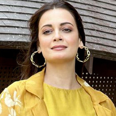 Dia Mirza Autograph Profile