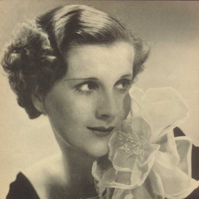 Diana Wynyard Autograph Profile