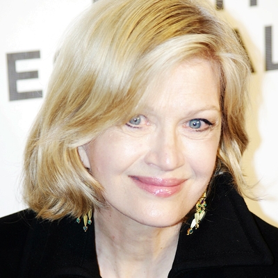 Diane Sawyer Autograph Profile