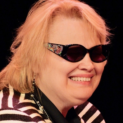 Diane Schuur Autograph Profile