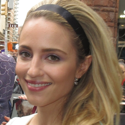 Dianna Agron Autograph Profile