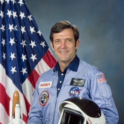 Dick Scobee Autograph Profile