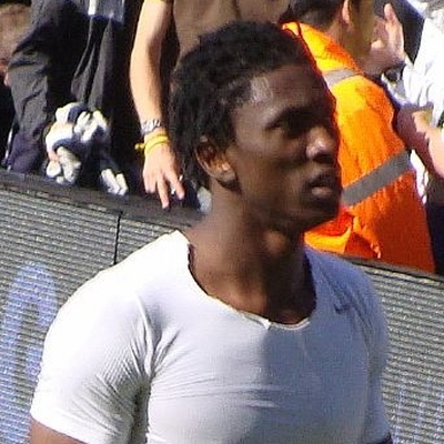 Dickson Etuhu Autograph Profile