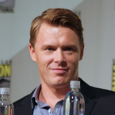 Diego Klattenhoff Autograph Profile